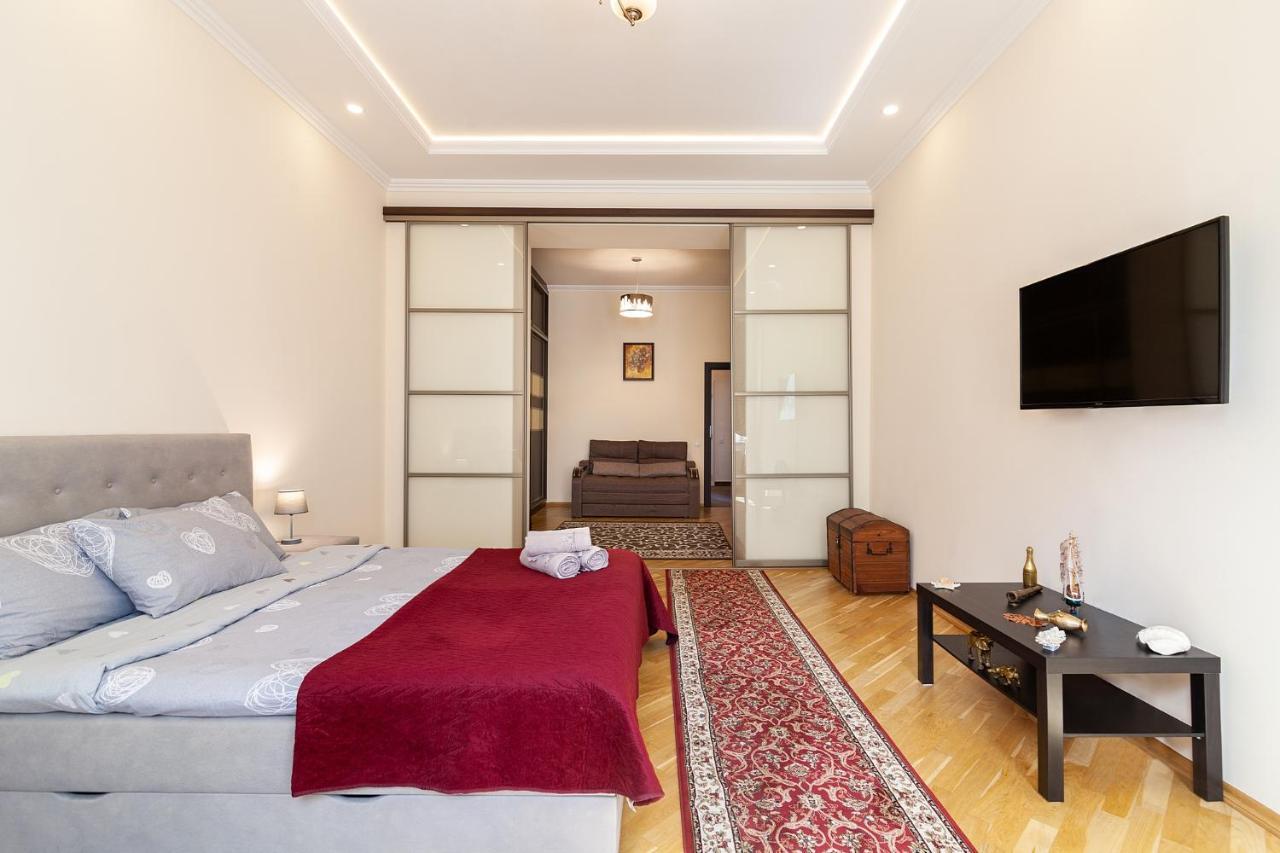 Apartment On Tamanska - Вулиця Дарії Гусяк Lemberg Exterior foto