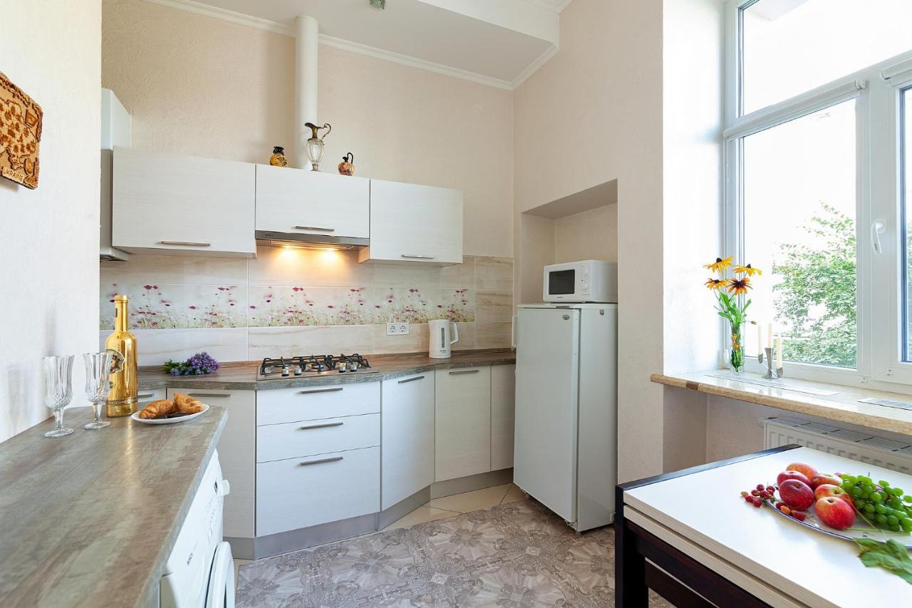 Apartment On Tamanska - Вулиця Дарії Гусяк Lemberg Exterior foto