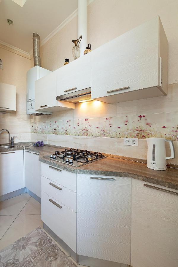Apartment On Tamanska - Вулиця Дарії Гусяк Lemberg Exterior foto